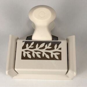 MARTHA STEWART Ivory Corner + Border Paper Punch Around the Page Vine Trim